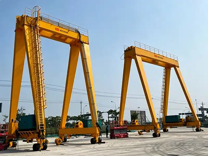 Rubber Tyred Gantry Crane (RTG)